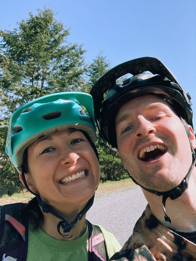 Angela and I selfie 2