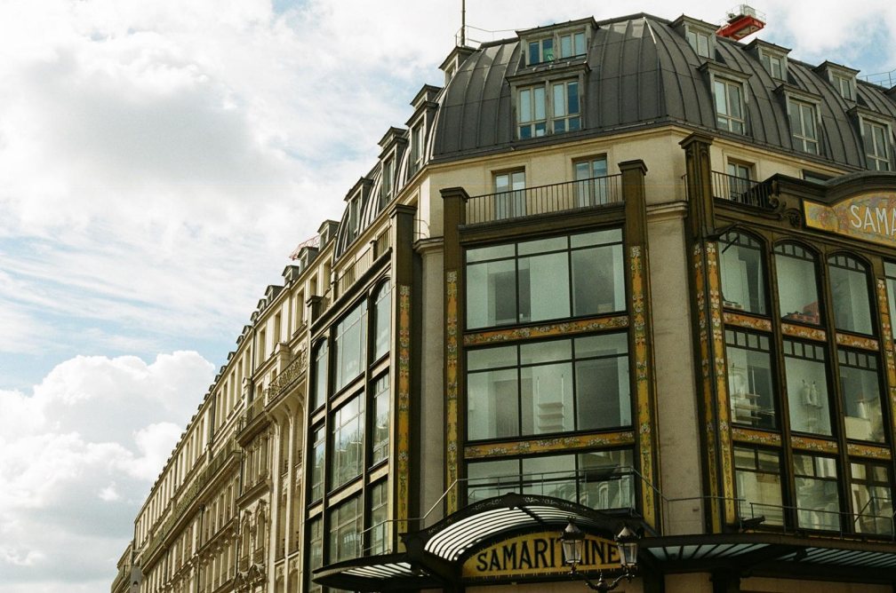 Paris Photo by Adrian Unger